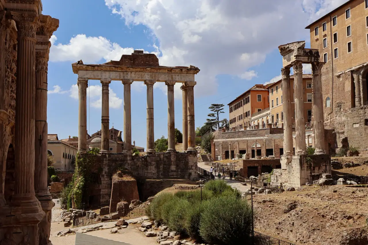 A Forum Romanum romjai és oszlopai