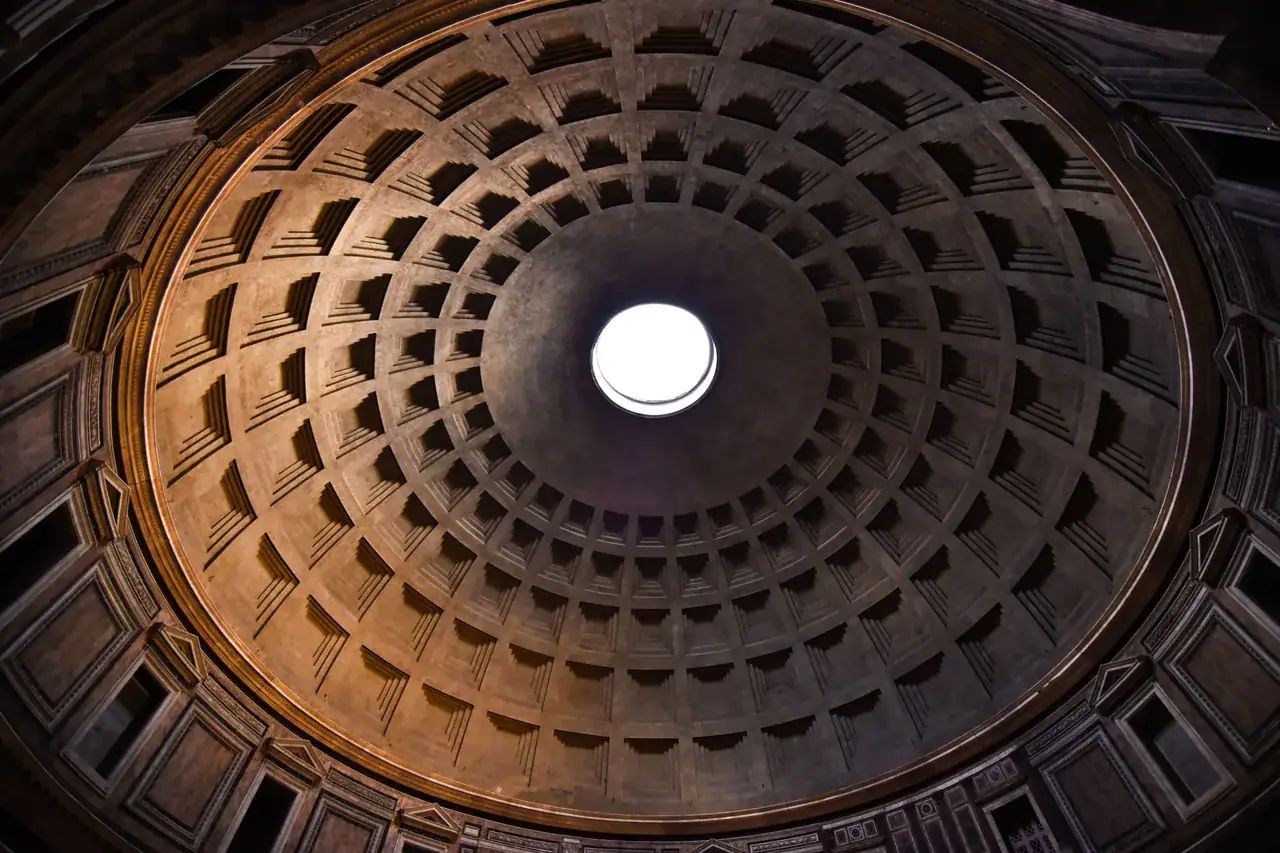 A Pantheon kupolája és a tetején nyíló oculus