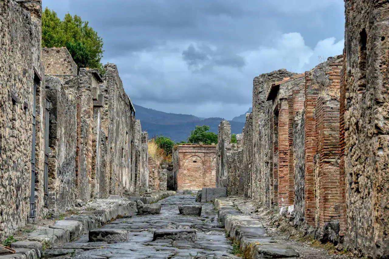 Pompeji kőromjai és utcái