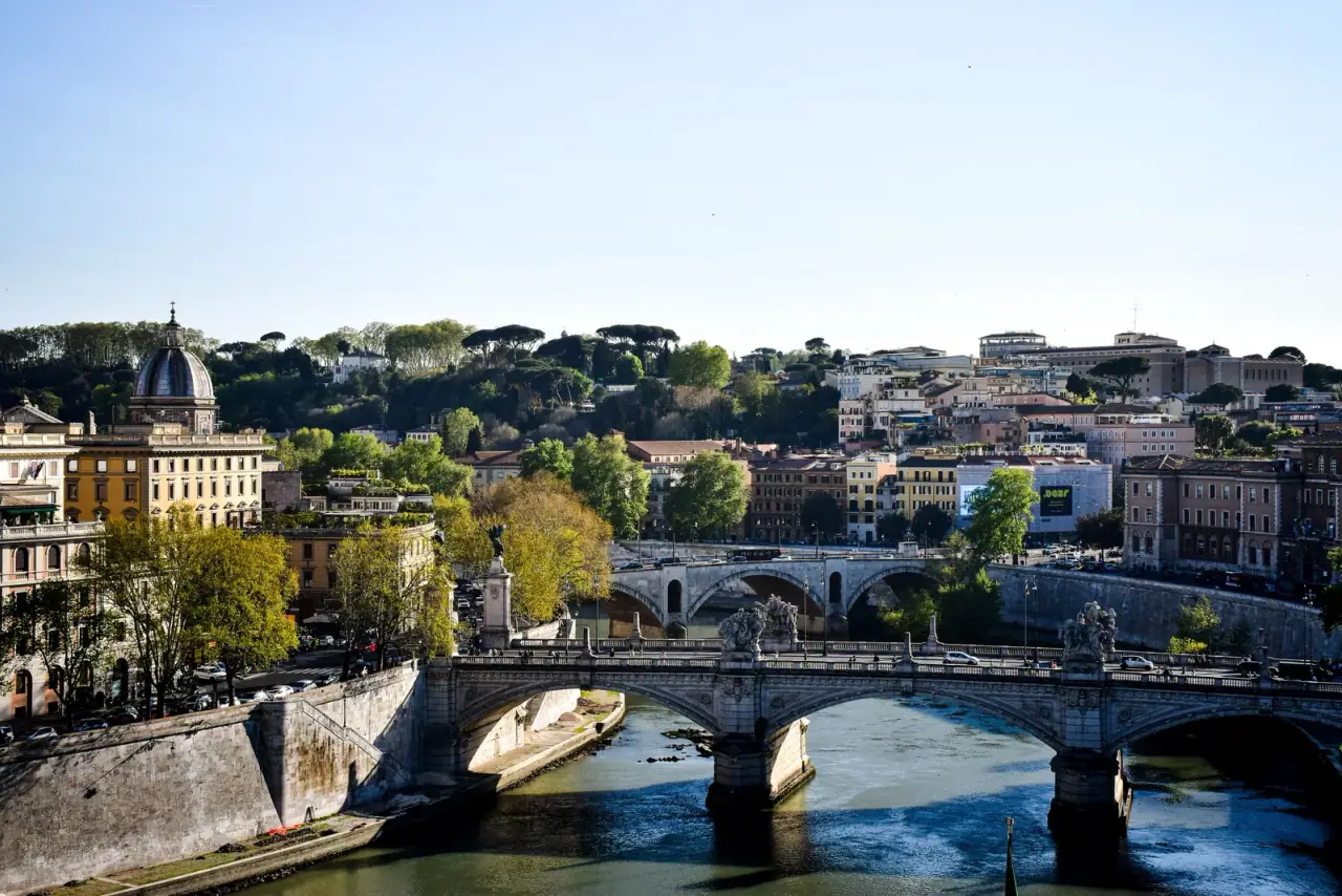 A Tevere és egy híd Rómában